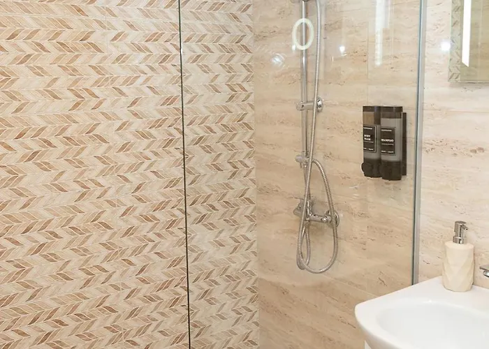 Bright One-bedroom Flat With Balcony I Quiet Area By Flat Mаnаger Daire